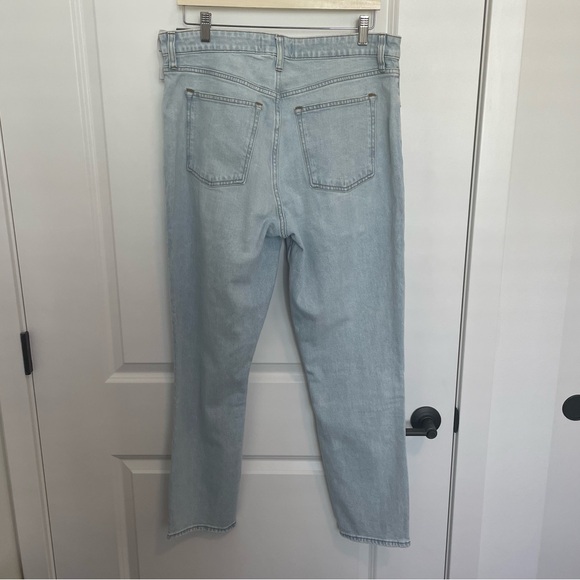 A&F Curve Love High Rise Skinny Jean - Picture 3 of 4